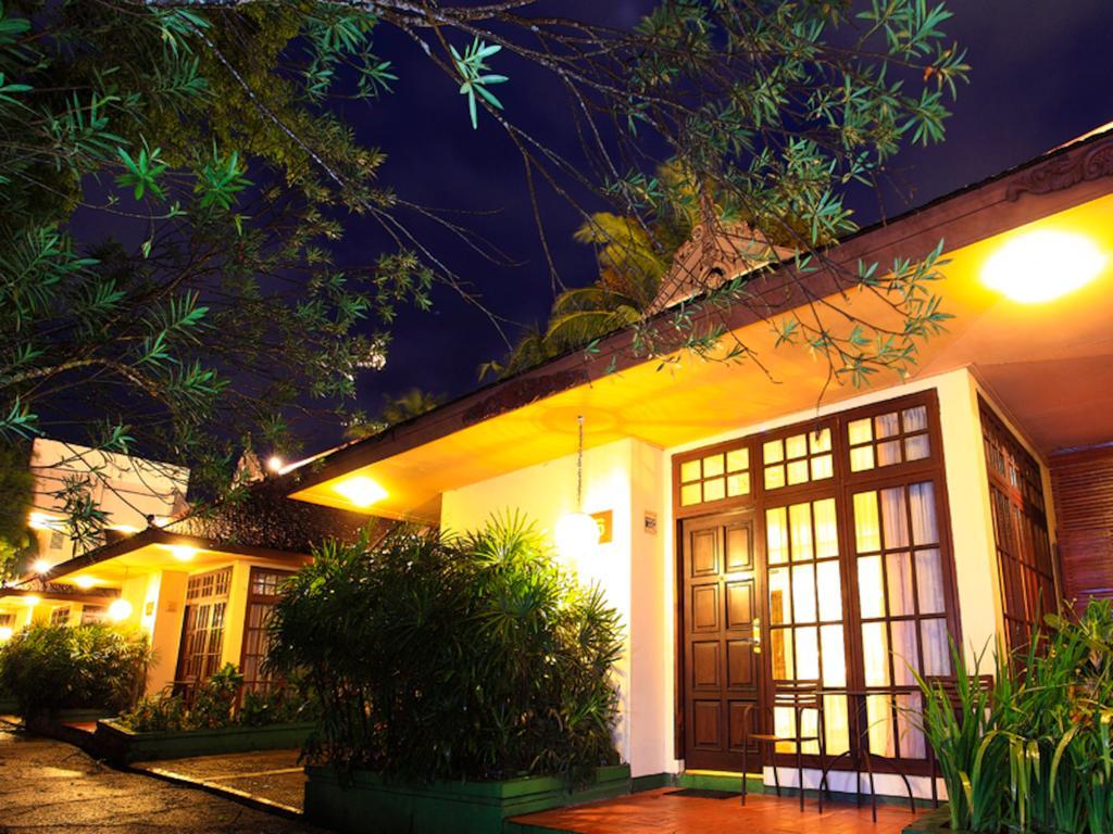 סמרינדה Mesra Business & Resort Hotel מראה חיצוני תמונה