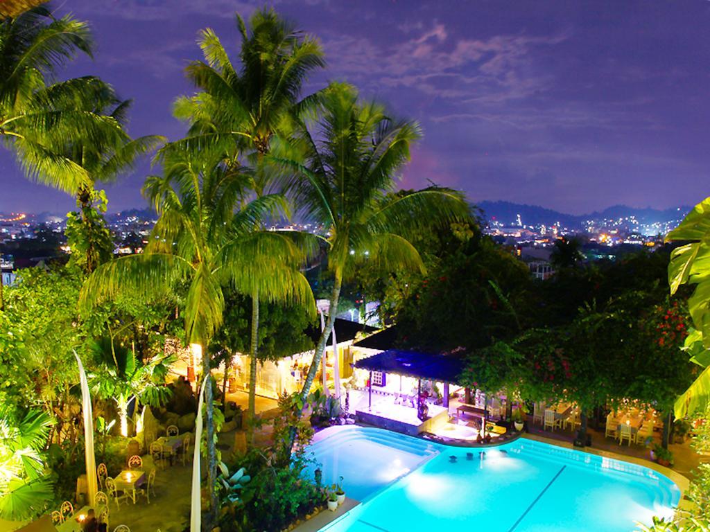 סמרינדה Mesra Business & Resort Hotel מראה חיצוני תמונה