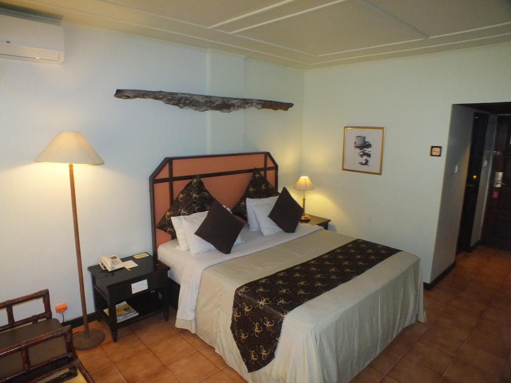 סמרינדה Mesra Business & Resort Hotel מראה חיצוני תמונה