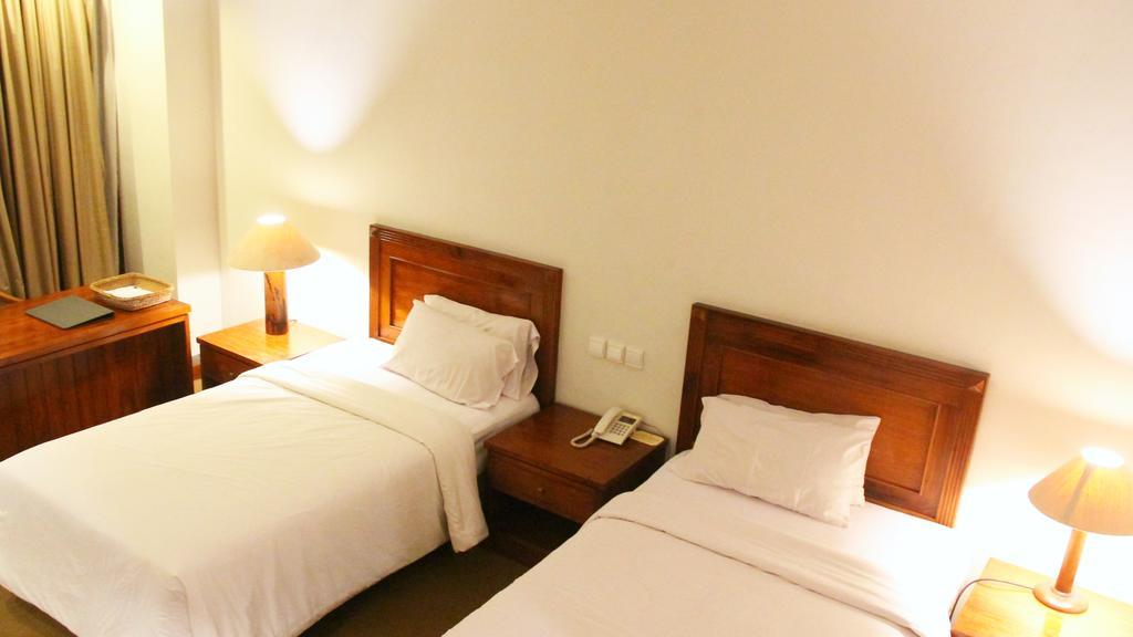 סמרינדה Mesra Business & Resort Hotel מראה חיצוני תמונה