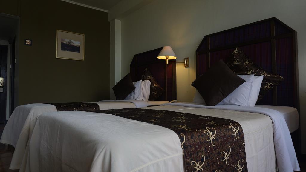 סמרינדה Mesra Business & Resort Hotel מראה חיצוני תמונה