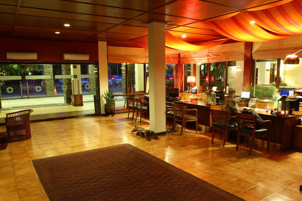 סמרינדה Mesra Business & Resort Hotel מראה חיצוני תמונה